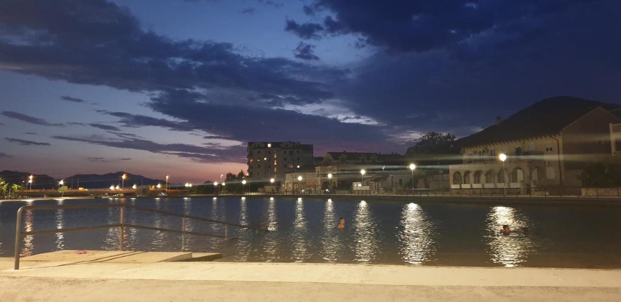 Apartman Srna تريبينيي المظهر الخارجي الصورة